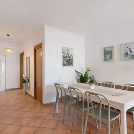 T2 E Eucalipto * Santa Luzia (Tavira)